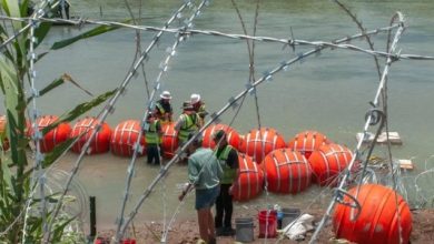 México evalúa demandas contra EEUU por su "muro acuático" en Texas