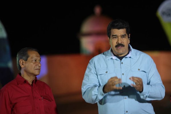 Presidente Nicolás Maduro lamenta partida de Luis Acuña, ex gobernador de Sucre