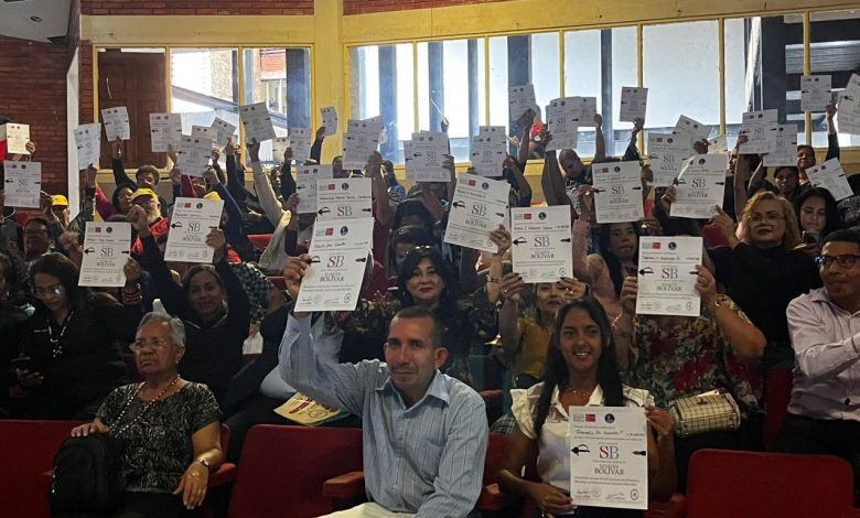 Diplomado Vida y Obra del Libertador Simón Bolívar certificó a 200 militantes en Monagas