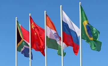 Rusia y Sudáfrica evalúan preparativos de la Cumbre de los Brics