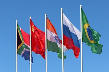 Rusia y Sudáfrica evalúan preparativos de la Cumbre de los Brics