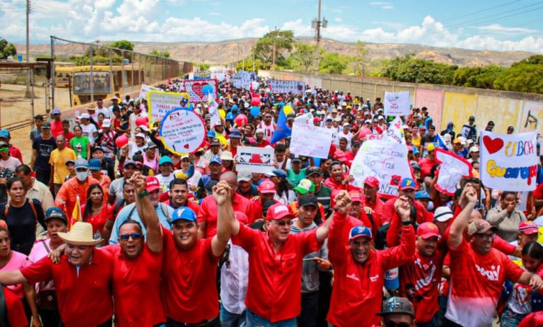 Marea roja en apoyo a la Revolución Bolivariana