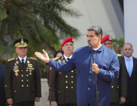 Presidente Maduro regresó luego de su gira por China y tras participar en la Cumbre del G77+China