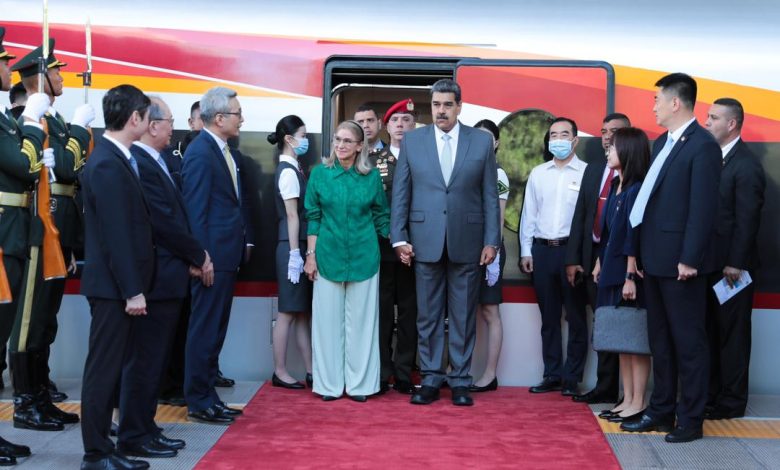 Presidente Nicolás Maduro arribó a Beijing donde cerrará su gira por China