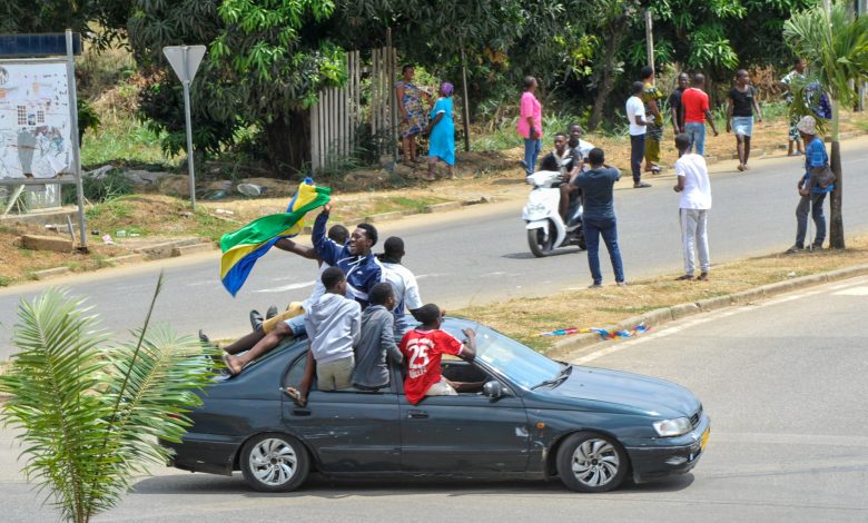 Unión Africana suspende a Gabón y pide restitución del orden constitucional