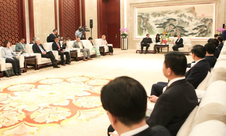 Venezuela y Shandong evalúan cooperación directa entre empresas