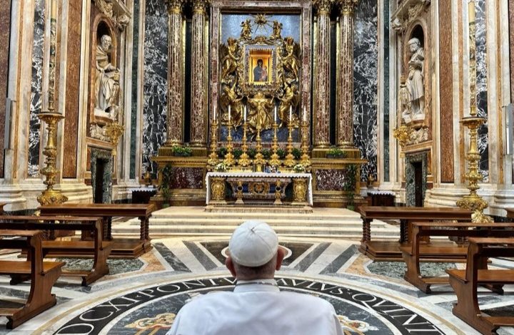 Papa Francisco inicia viaje apostólico a Marsella