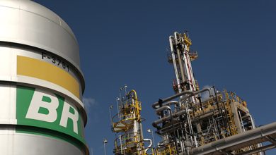 Petrobras detiene venta de algunos activos