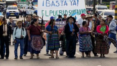 Presidente de Guatemala pedirá captura de líderes de protestas