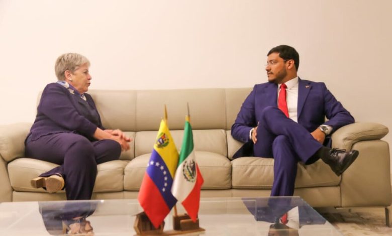 Canciller de México, Alicia Bárcena, arriba a Caracas para fortalecer relaciones