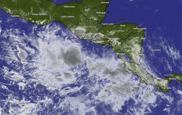 El Salvador decreta estado de emergencia ante Tormenta Tropical Pilar