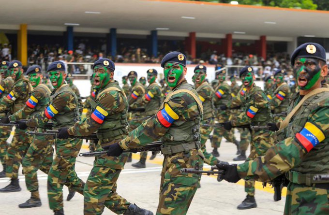 Maduro exhorta a la FANB a avanzar en vanguardia y unión cívico-militar