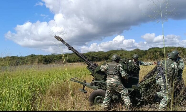 Militares ejecutan ejercicios en la operación “General Domingo Sifontes”