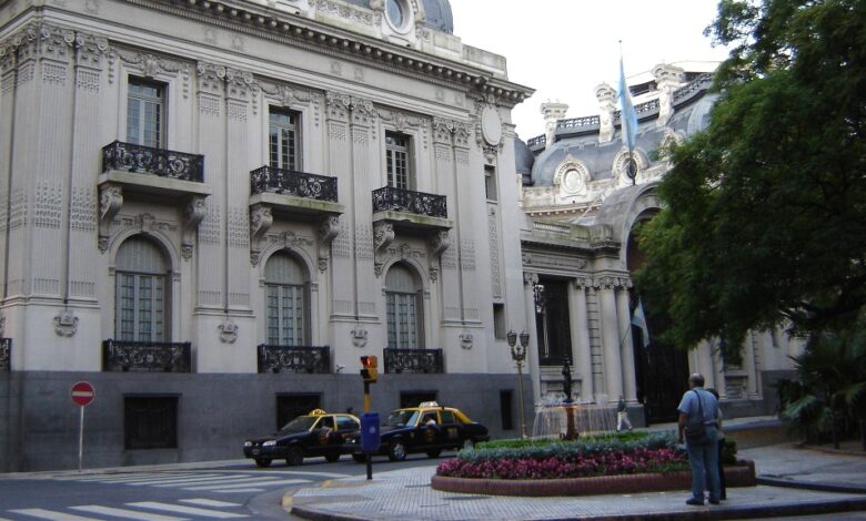Gobierno argentino "sigue con preocupación" la situación política en Venezuela