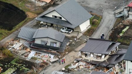 Terremoto de magnitud 7.4 sacudió Japón