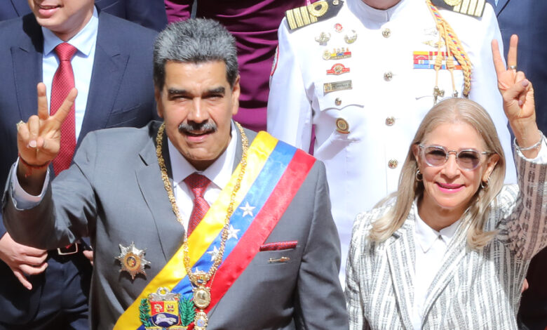 Presidente Nicolás Maduro inicia presentación de su mensaje anual