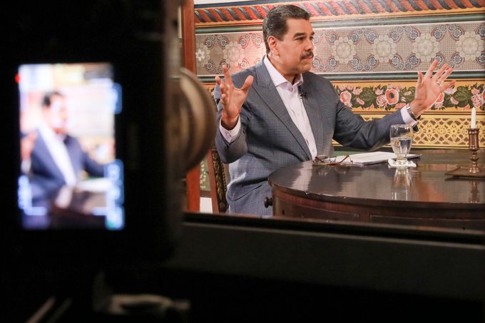Maduro: Venezuela da pasos certeros para consolidar la patria próspera