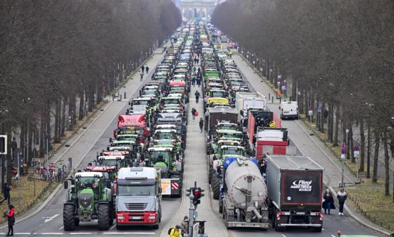 Agricultores alemanes protestan contra el recorte de subsidios