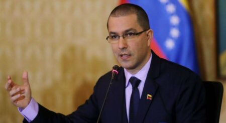 Jefe de Estado agradeció la gestión de Jorge Arreaza, esto debido a los cambios en el Gabinete Ejecutivo