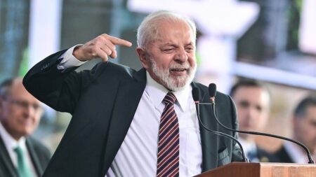 Lula Da Silva apuntó que se trata de “una guerra entre un ejército muy preparado y mujeres y niños”