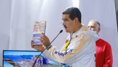 Maduro: No han postulado a un hombre, han inscrito un proyecto histórico