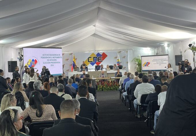 CNE: 428 mil nuevos votantes se han inscritos en el RE