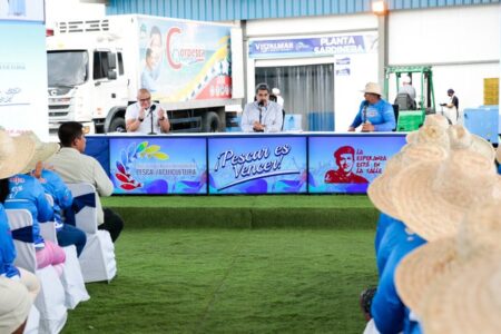 Presidente de Venezuela supervisa sectores pesqueros y acuícolas