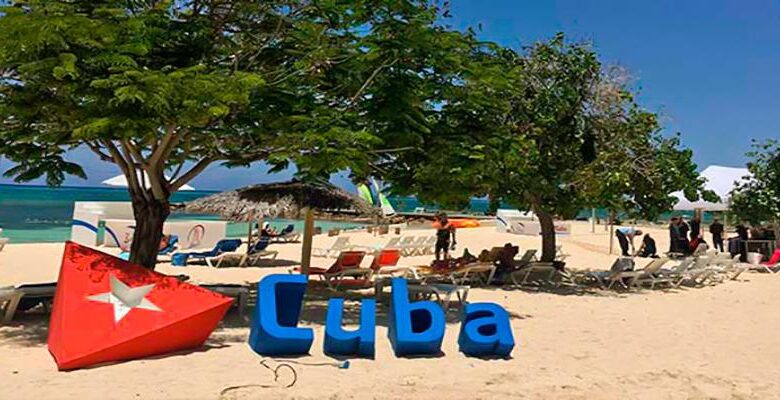 Cuba exime de visado a turistas chinos