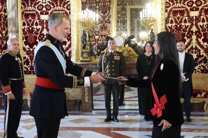 Gladys Gutiérrez entregó cartas credenciales ante el rey de España