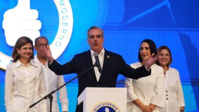 Venezuela felicita a Luis Abinader por su reelección