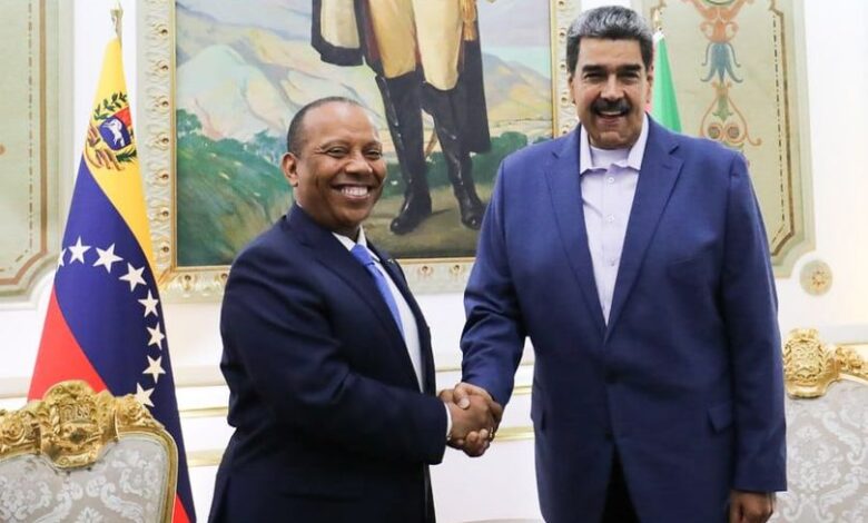 Maduro Y Trovoada revisaron lazos de cooperación entre Venezuela y Santo Tomé y Príncipe