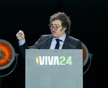 Milei dice que no cancelará su viaje a España en junio