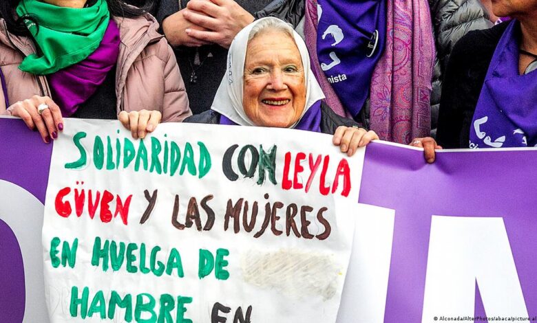 Muere Nora Cortiñas de las Madres de Plaza de Mayo