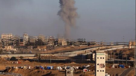 Intensos bombardeos en Rafah