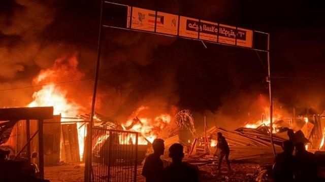 Israel justifica ataque contra campamento de desplazados en Rafah