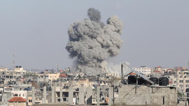 Venezuela condena bombardeos israelí en Rafah
