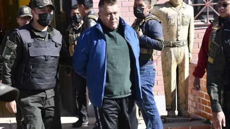 El excomandante Zúñiga a penal boliviano El Abra