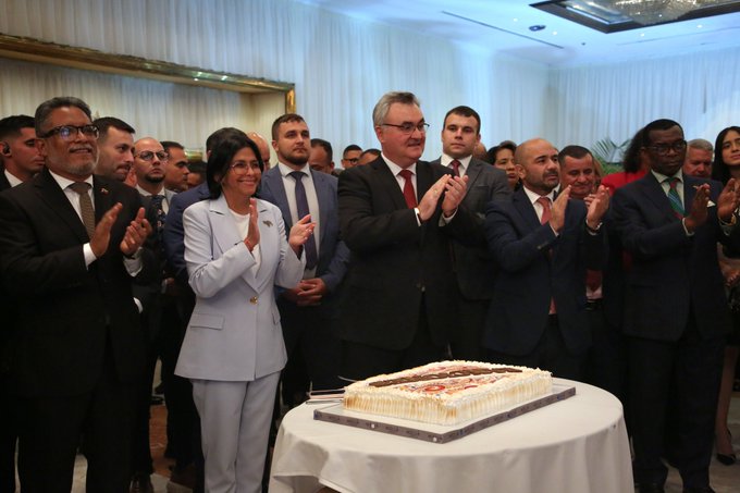 Venezuela y Rusia reafirman compromiso para fortalecer relación estratégica