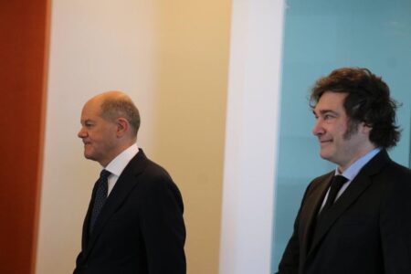 Canciller de Alemania junto al presidente argentino