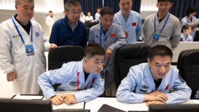 China aluniza con éxito en la cara oculta