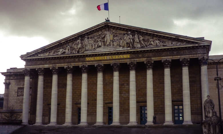 Comienza campaña para comicios legislativos en Francia