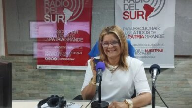 Nieves Valdez llama a rescatar el periodismo de las garras de las corporaciones mediáticas