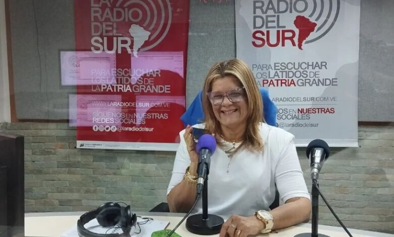 Nieves Valdez llama a rescatar el periodismo de las garras de las corporaciones mediáticas