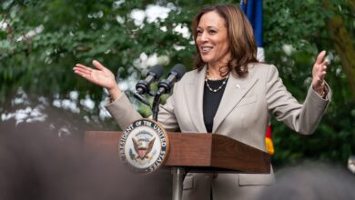 Kamala Harris principal remplazante para candidatura presidencial