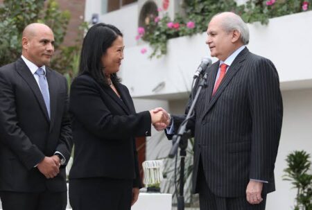 La defensa de Keiko Fujimori, rechazó los delitos de lavado de activos