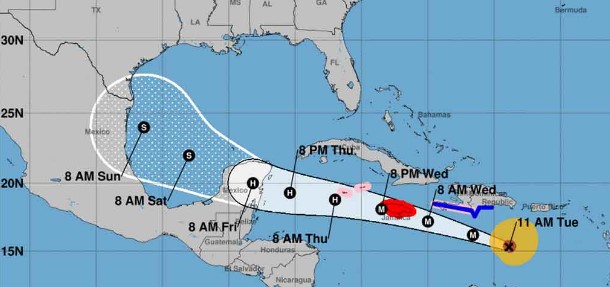 El huracán Beryl avanza hacia México