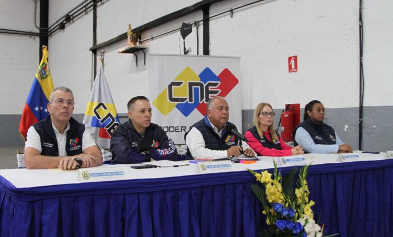 Amoroso: Venezolanos tienen garantías para votar rápido y seguro