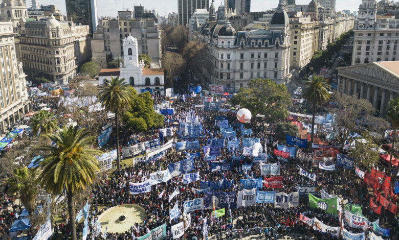 También acompañaron la movilización la Confederación General del Trabajo (CGT de Argentina