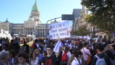 Paro universitario de 72 horas en Argentina para exigir incremento salarial