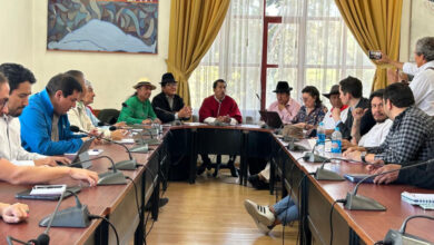 Organizaciones de izquierda vuelven a la mesa de diálogo en Ecuador